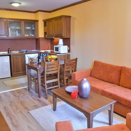 Apartment Апартаменти Марис *